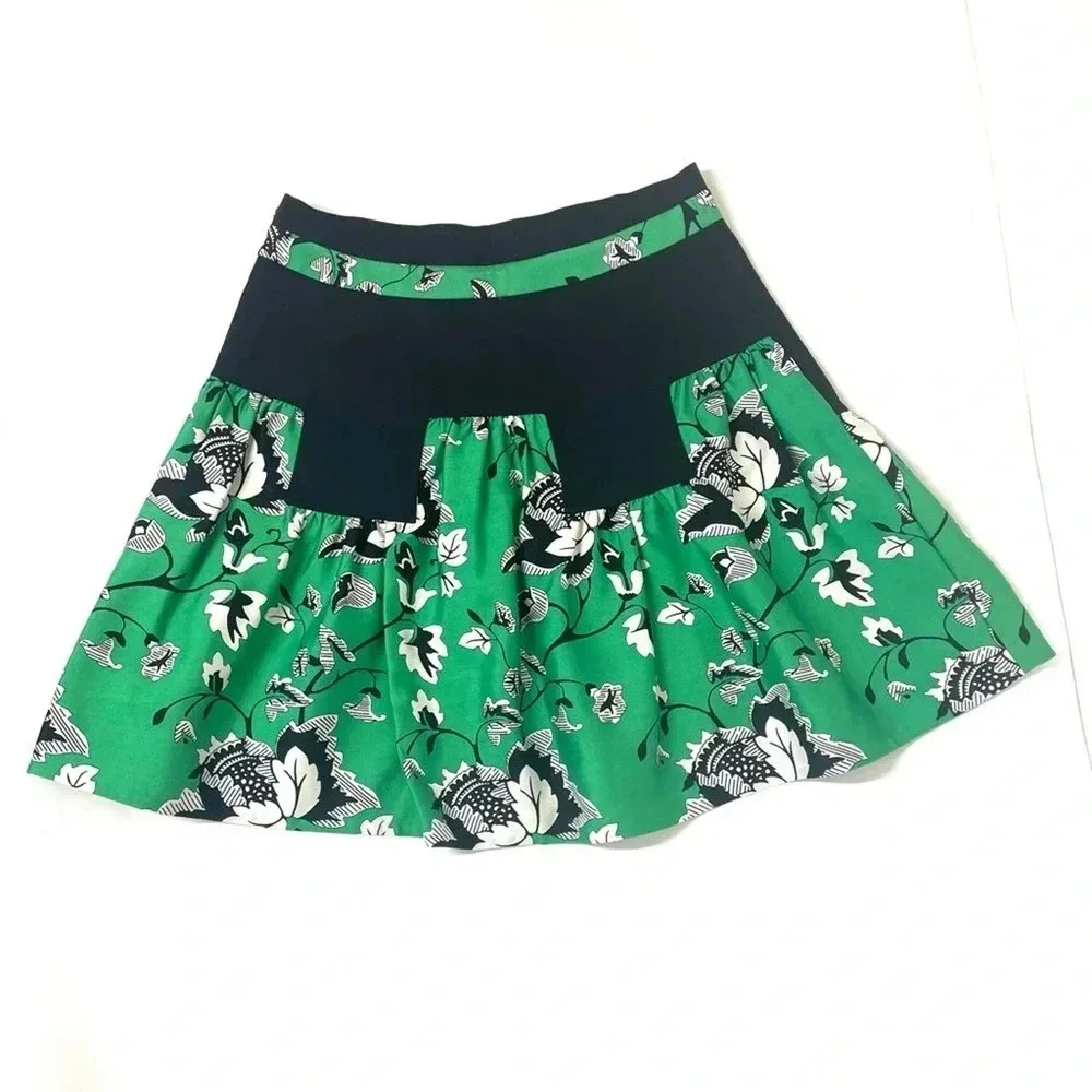 NEW Diane Von Furstenberg Claire Skirt in Simple Toile Garden Green Black Size 6